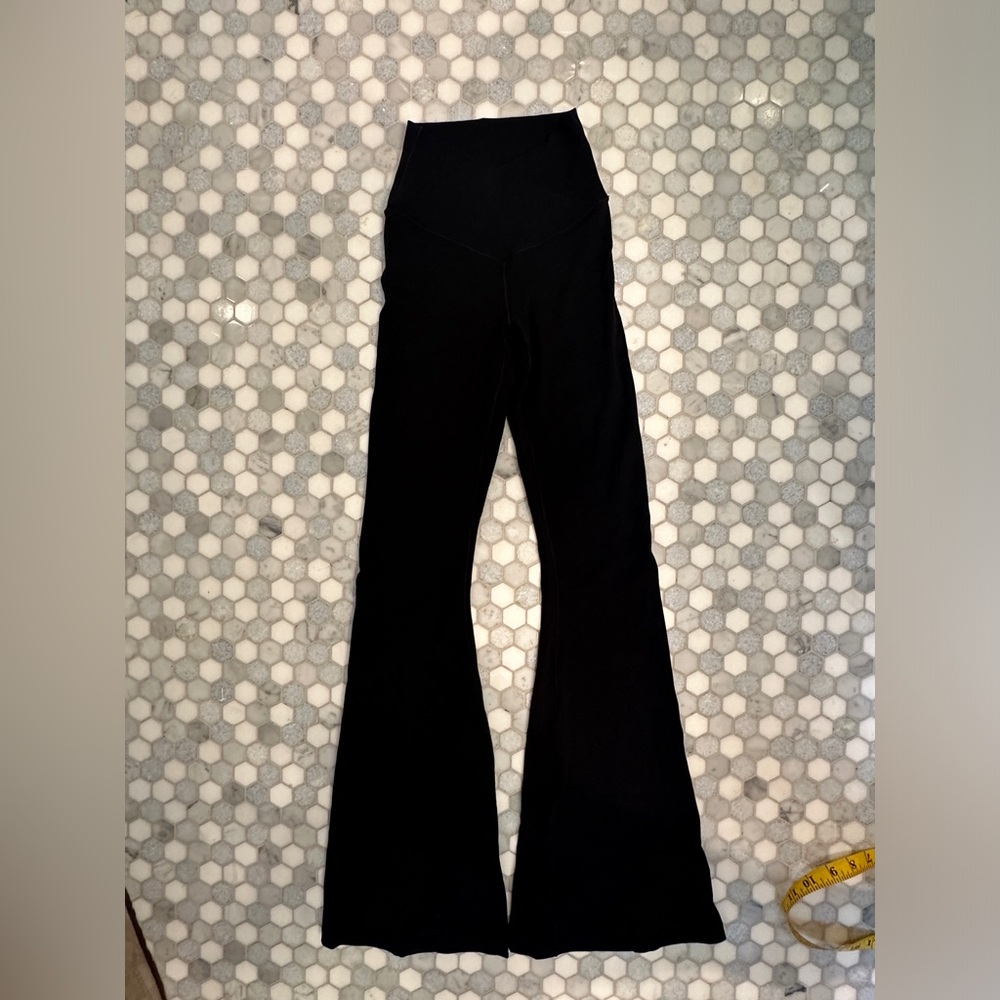 High Waisted Crossover Flare Legging